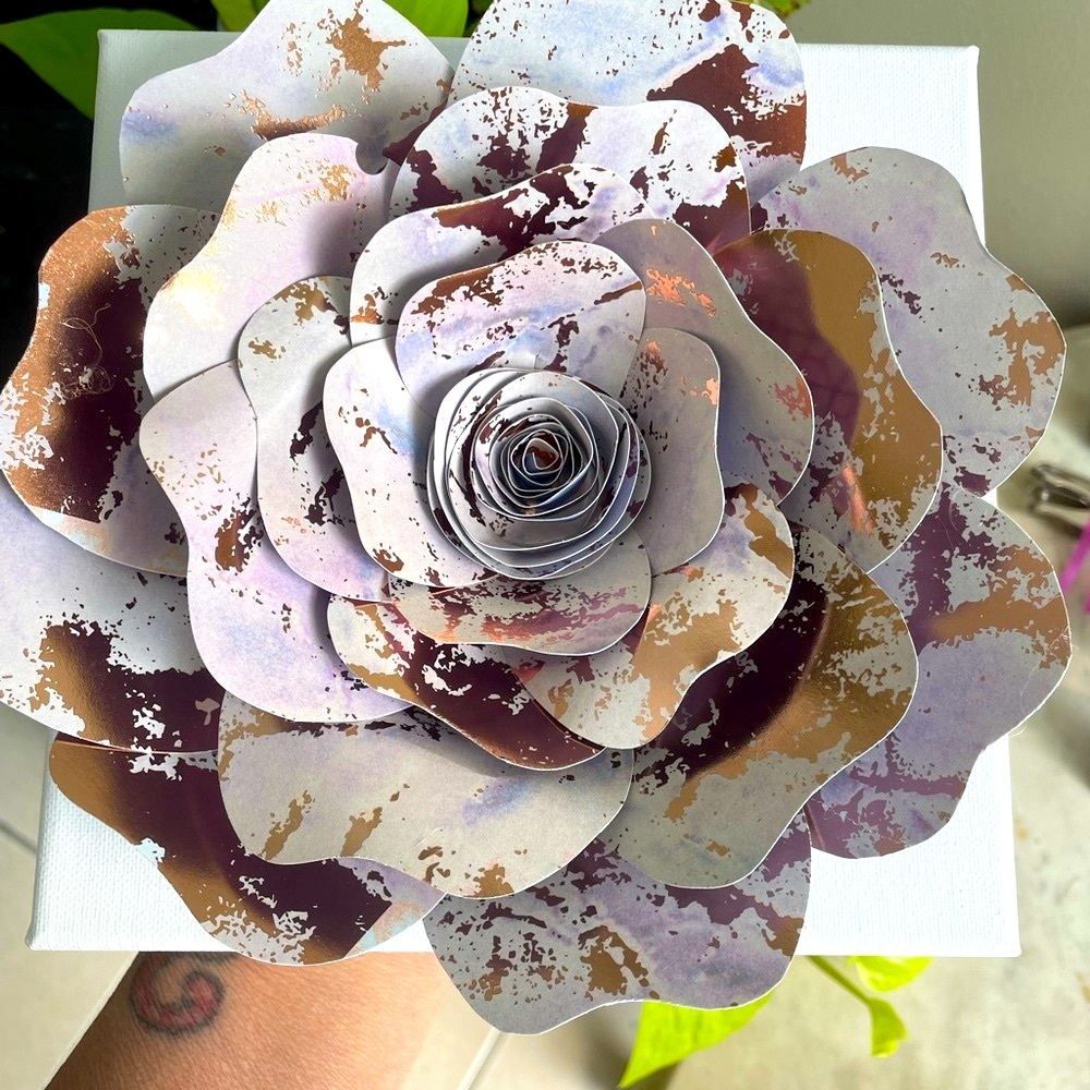 3D lavender copper canvas flower - Picture 3 of 4